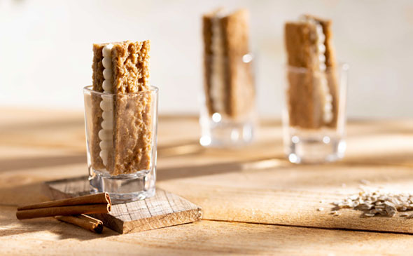 OATMEAL COOKIE CREAM PIE (1 MINI)