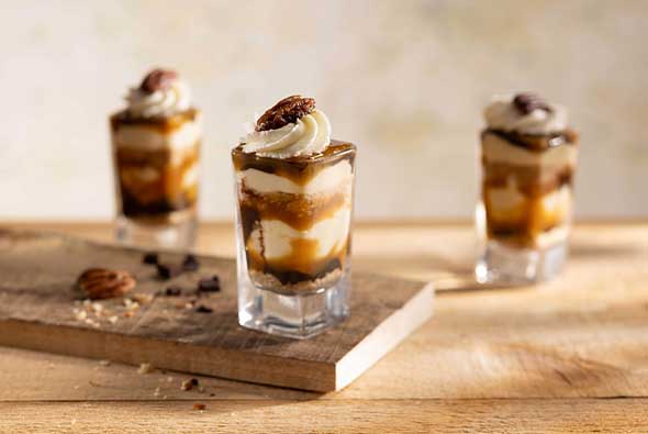 TURTLE CHEESECAKE (1 MINI)