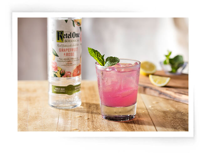 ROSÉ Lemonade